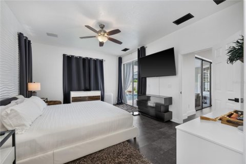 Villa ou maison à vendre à Orlando, Floride: 4 chambres, 218.69 m2 № 2420046 - photo 25