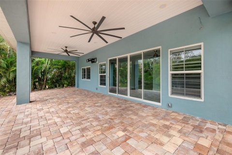 Купить виллу или дом в Сент-Питерсберг, Флорида 11 комнат, 224.17м2, № 1904889 - фото 26