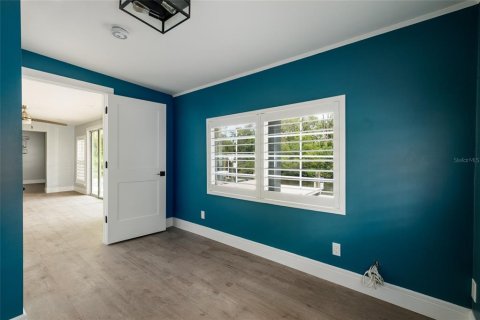 Купить виллу или дом в Сент-Питерсберг, Флорида 11 комнат, 224.17м2, № 1904889 - фото 19