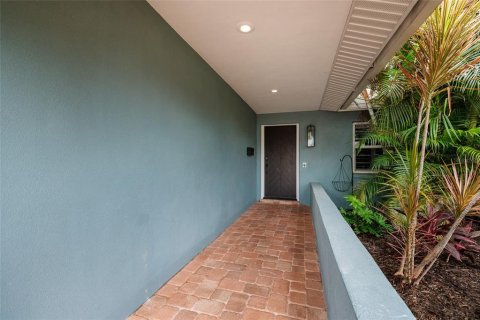 Купить виллу или дом в Сент-Питерсберг, Флорида 11 комнат, 224.17м2, № 1904889 - фото 7