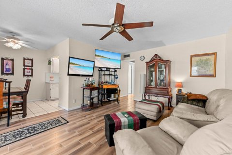 Copropriété à vendre à Deerfield Beach, Floride: 2 chambres, 76.18 m2 № 2190996 - photo 6