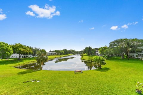 Condo in Deerfield Beach, Florida, 2 bedrooms № 2190996