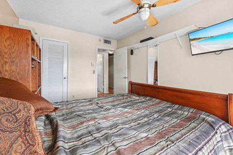 Copropriété à vendre à Deerfield Beach, Floride: 2 chambres, 76.18 m2 № 2190996 - photo 17