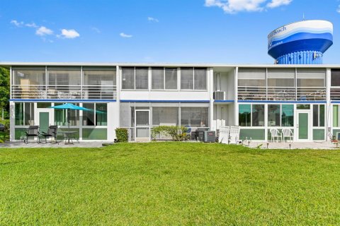 Copropriété à vendre à Deerfield Beach, Floride: 2 chambres, 76.18 m2 № 2190996 - photo 24