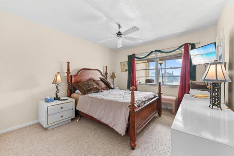 Copropriété à vendre à Deerfield Beach, Floride: 2 chambres, 76.18 m2 № 2190996 - photo 14