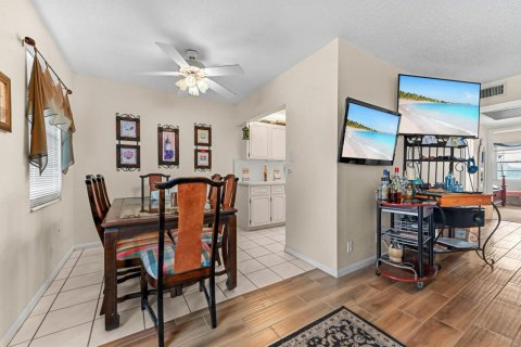 Copropriété à vendre à Deerfield Beach, Floride: 2 chambres, 76.18 m2 № 2190996 - photo 9