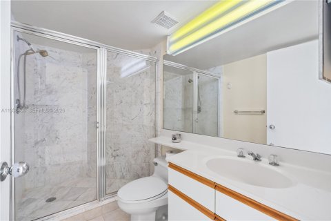 Condominio en venta en Aventura, Florida, 3 dormitorios, 159.98 m2 № 1995015 - foto 21