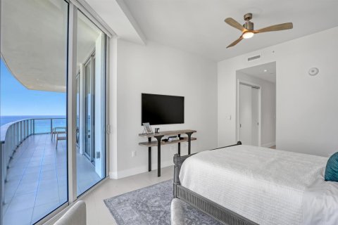 Condominio en venta en Riviera Beach, Florida, 2 dormitorios, 191.84 m2 № 2146555 - foto 29