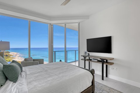 Condominio en venta en Riviera Beach, Florida, 2 dormitorios, 191.84 m2 № 2146555 - foto 26