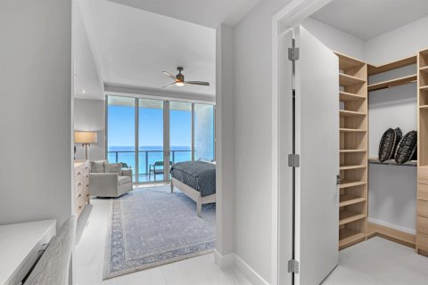 Condominio en venta en Riviera Beach, Florida, 2 dormitorios, 191.84 m2 № 2146555 - foto 17