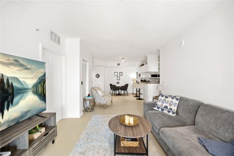 Copropriété à vendre à Sunny Isles Beach, Floride: 2 chambres, 95.13 m2 № 1979368 - photo 6