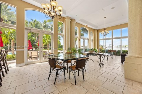 Copropriété à vendre à Sunny Isles Beach, Floride: 2 chambres, 95.13 m2 № 1979368 - photo 30