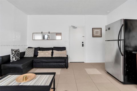 Condominio en venta en Miami Beach, Florida, 1 dormitorio, 50.45 m2 № 1972438 - foto 3