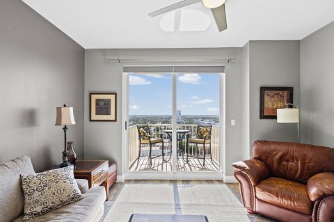 Condo in Clearwater, Florida, 2 bedrooms  № 2150766 - photo 20