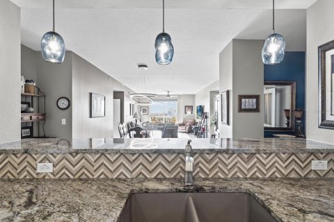 Condo in Clearwater, Florida, 2 bedrooms  № 2150766 - photo 18