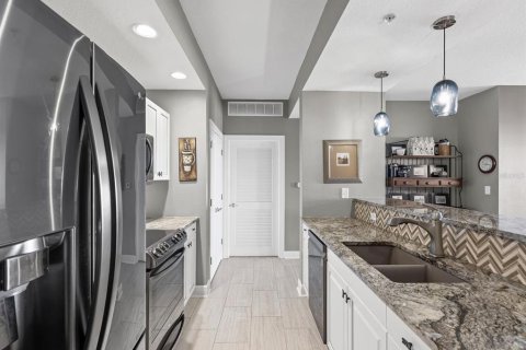 Condo in Clearwater, Florida, 2 bedrooms  № 2150766 - photo 17