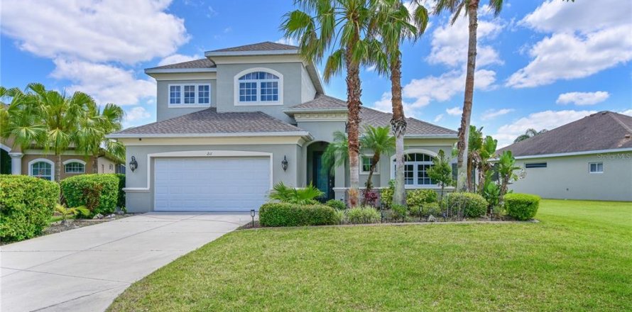 Villa ou maison à Bradenton, Floride 5 chambres, 265.24 m2 № 1829965