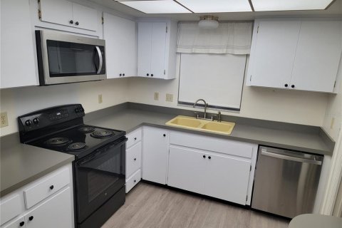 Condominio en alquiler en Saint Pete Beach, Florida, 2 dormitorios, 139.35 m2 № 251588 - foto 11