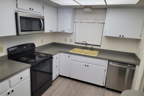 Condominio en alquiler en Saint Pete Beach, Florida, 2 dormitorios, 139.35 m2 № 251588 - foto 10