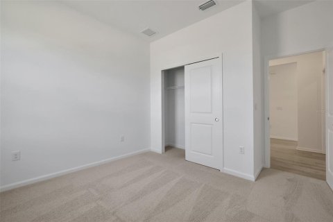 House in Tavares, Florida 4 bedrooms, 148.46 sq.m. № 1547163 - photo 25