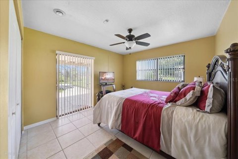House in Palm Bay, Florida 4 bedrooms, 206.8 sq.m. № 1846841 - photo 19