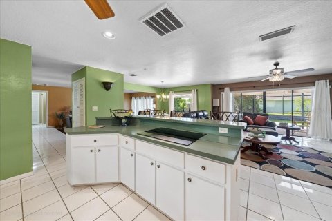 House in Palm Bay, Florida 4 bedrooms, 206.8 sq.m. № 1846841 - photo 16