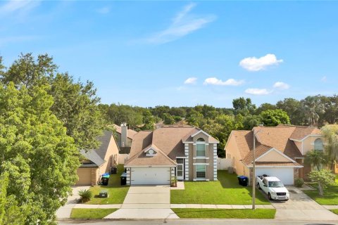 Casa en venta en Orlando, Florida, 4 dormitorios, 174.28 m2 № 2220704 - foto 3