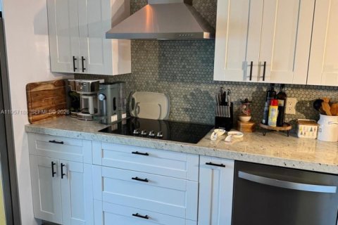 Купить кондоминиум в Хомстед, Флорида 2 спальни, 76.37м2, № 2011225 - фото 3