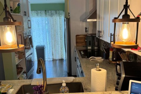 Купить кондоминиум в Хомстед, Флорида 2 спальни, 76.37м2, № 2011225 - фото 4