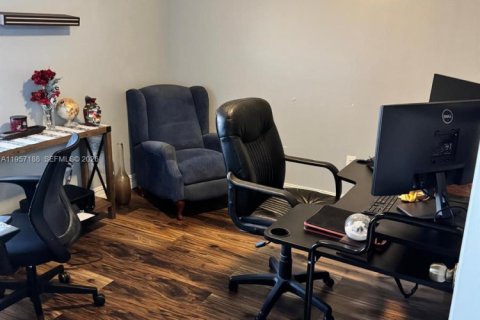 Купить кондоминиум в Хомстед, Флорида 2 спальни, 76.37м2, № 2011225 - фото 11