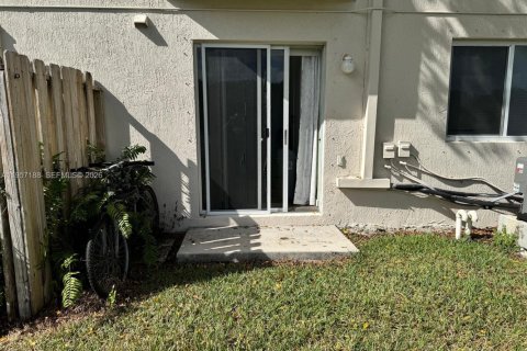 Купить кондоминиум в Хомстед, Флорида 2 спальни, 76.37м2, № 2011225 - фото 17