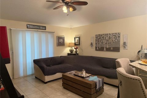 Casa en venta en Gainesville, Florida, 3 dormitorios, 153.38 m2 № 2156292 - foto 7