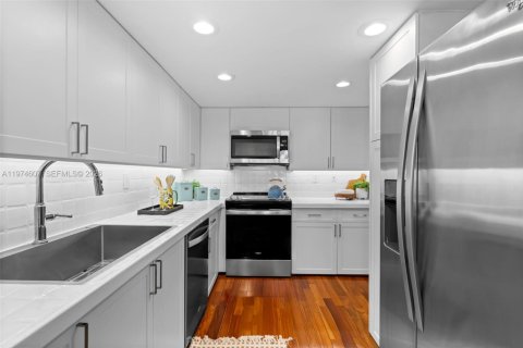 Condominio en venta en Coral Gables, Florida, 3 dormitorios, 172.05 m2 № 2052091 - foto 28