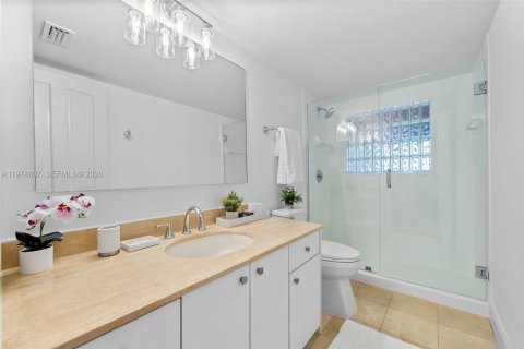 Condominio en venta en Coral Gables, Florida, 3 dormitorios, 172.05 m2 № 2052091 - foto 11