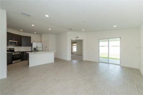 Villa ou maison à vendre à Bartow, Floride: 3 chambres, 160.44 m2 № 2298358 - photo 4