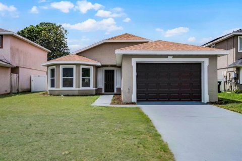 House in Orlando, Florida 3 bedrooms, 127.18 sq.m. № 1900775 - photo 4