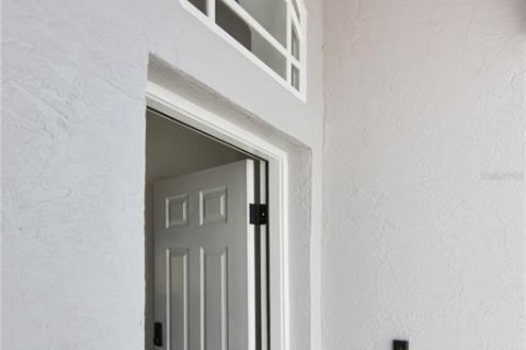 Casa en alquiler en Port Richey, Florida, 3 dormitorios, 111.3 m2 № 1872998 - foto 9