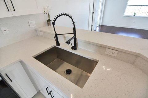 Casa en alquiler en Port Richey, Florida, 3 dormitorios, 111.3 m2 № 1872998 - foto 16