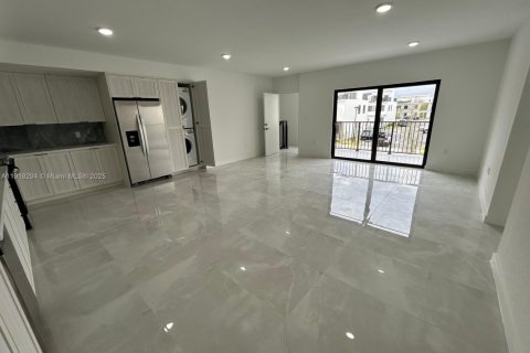 Casa en alquiler en Homestead, Florida, 3 dormitorios, 131.46 m2 № 1974844 - foto 14