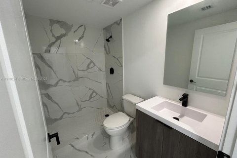 Casa en alquiler en Homestead, Florida, 3 dormitorios, 131.46 m2 № 1974844 - foto 7