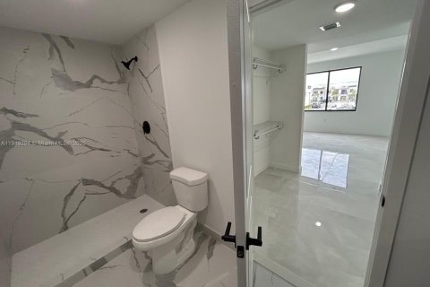 Casa en alquiler en Homestead, Florida, 3 dormitorios, 131.46 m2 № 1974844 - foto 20