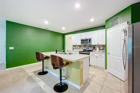Casa en venta en Tavares, Florida, 4 dormitorios, 171.5 m2 № 2118362 - foto 15