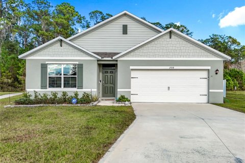 Casa en Tavares, Florida 4 dormitorios, 171.5 m2 № 2118362