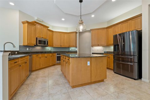 House in Tarpon Springs, Florida 4 bedrooms, 288.74 sq.m. № 1519220 - photo 17