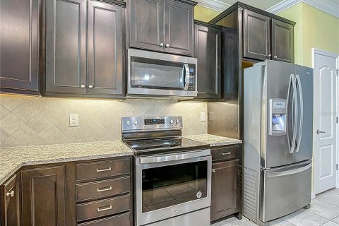 Купить виллу или дом в Ривервью, Флорида 7 комнат, 199.18м2, № 1815621 - фото 8