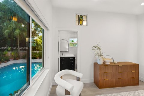 House in Miami, Florida 3 bedrooms, 183.76 sq.m. № 2009967 - photo 26