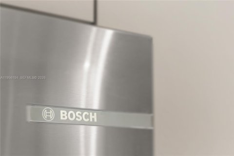 House in Miami, Florida 3 bedrooms, 183.76 sq.m. № 2009967 - photo 21