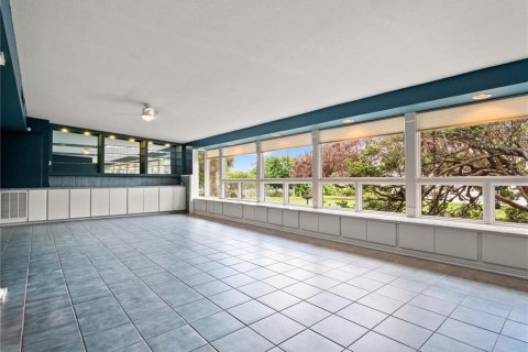 Casa en venta en Lake Alfred, Florida, 6 dormitorios, 653.57 m2 № 2197929 - foto 18