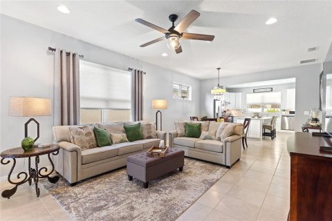 House in Davenport, Florida 2 bedrooms, 133.78 sq.m. № 1914438 - photo 16