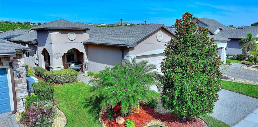 House in Davenport, Florida 2 bedrooms, 133.78 sq.m. № 1914438